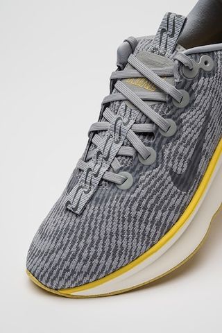 Zapatilla Deportiva Nike Air Motiva Running Trail.
