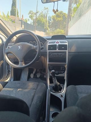 Peugeot 307 2004