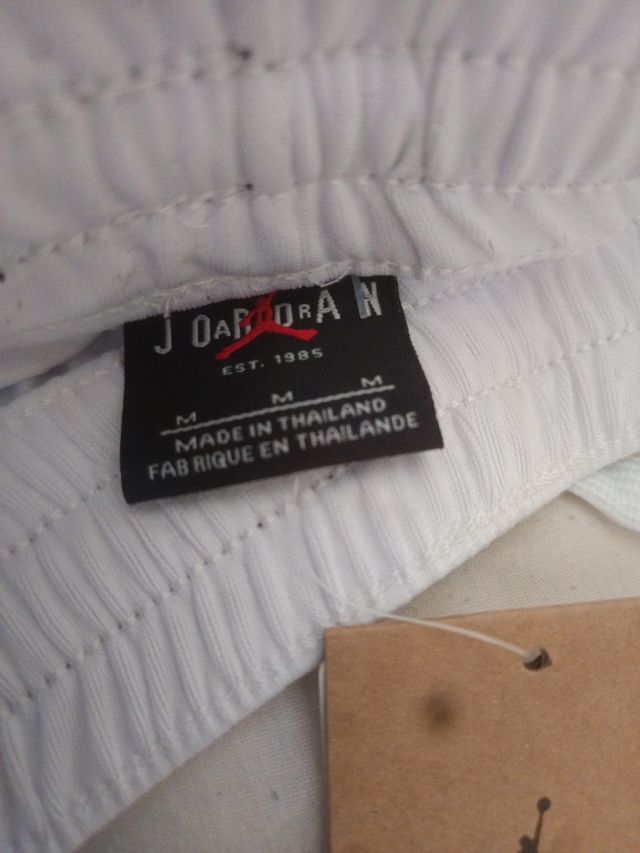 Shorts Jordan blancos