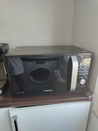 Microondas Samsung 23L - 800W