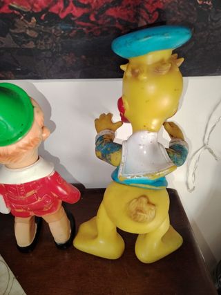 Vintage Pinocchio & Paperino Figurine