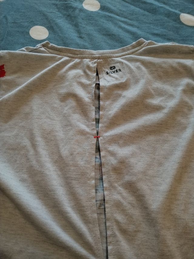 Camiseta Tropic Supernatural gris