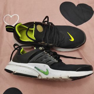 Zapatillas Nike Prestos - Negras/Amarillas