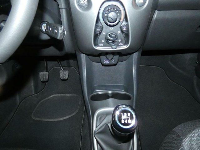 Toyota Aygo 1.0 72CV X-play