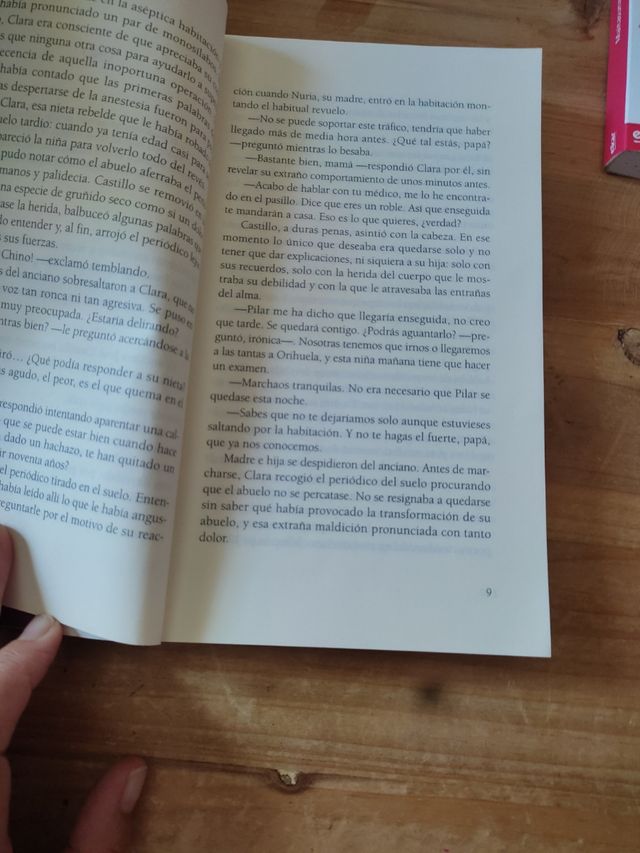 Mala luna (Alandar) (Spanish Edition)