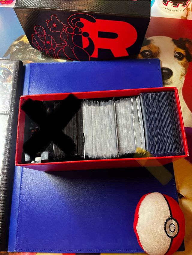 mystery box de cartas Pokémon 100/100 verdaderas