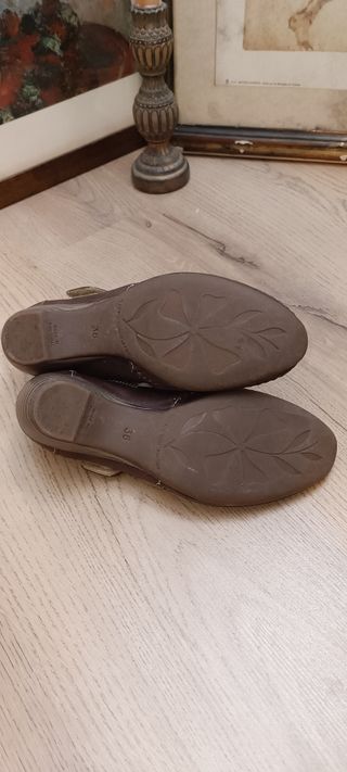 Zapato de cuero tipo Hobbit