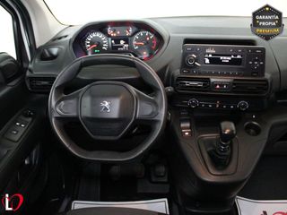 Peugeot Partner PRO STANDARD 600kg BlueHDi 100 S&S 6 Vel. 3 PLAZAS