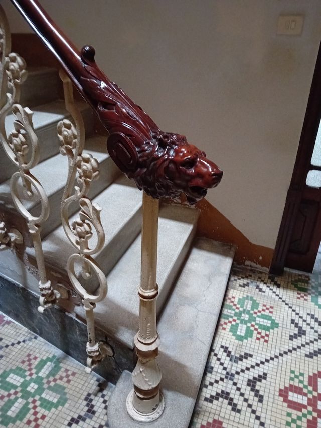 Casa modernista: 7habitaciones