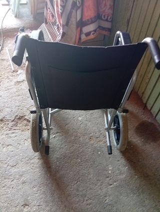 Silla de ruedas plegable