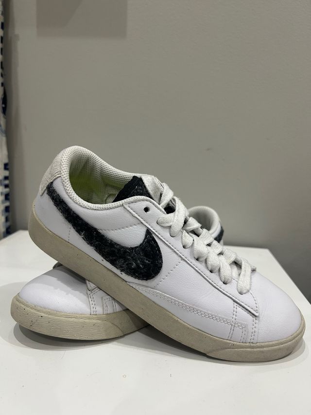 Zapatillas Nike Blazer Low blancas y negras