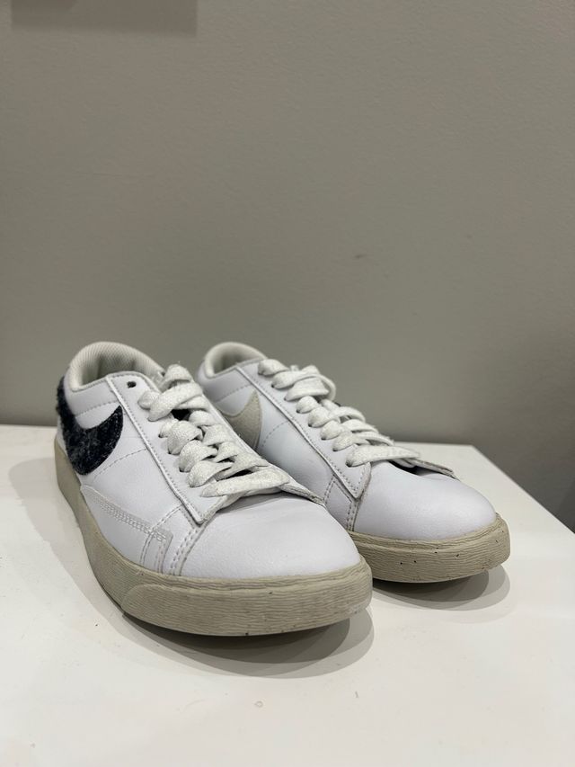 Zapatillas Nike Blazer Low blancas y negras