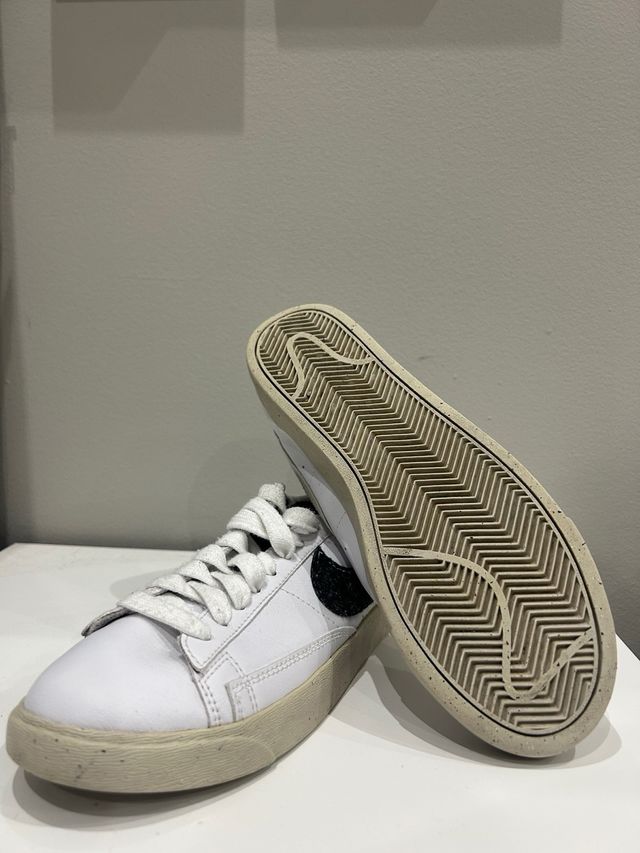 Zapatillas Nike Blazer Low blancas y negras