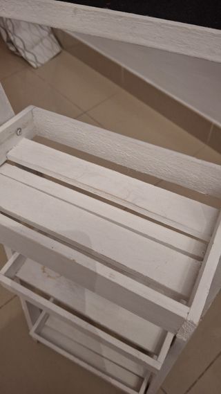 Estantería de madera 80 x 27 cm
