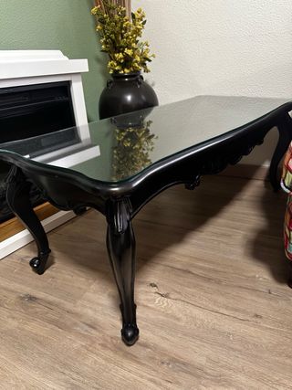 Mesa negra estilo barroco