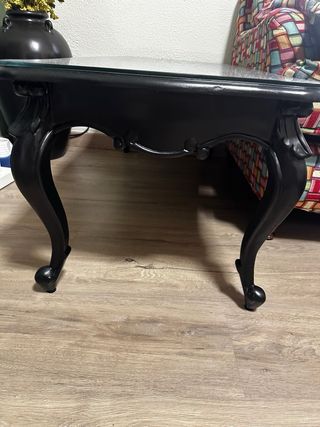 Mesa negra estilo barroco