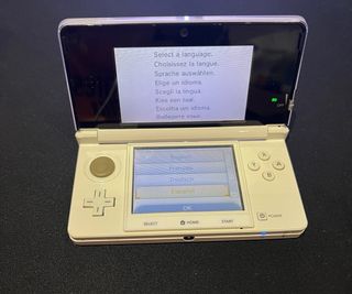 Nintendo 3DS bianco + 8 giochi