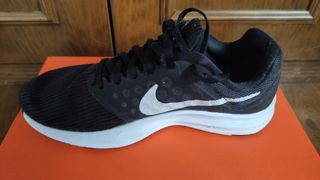 Bamba NIKE running negra - Talla 36.5