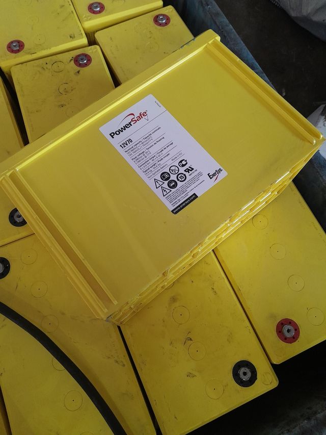 Baterias solares 12 V 70 Ah