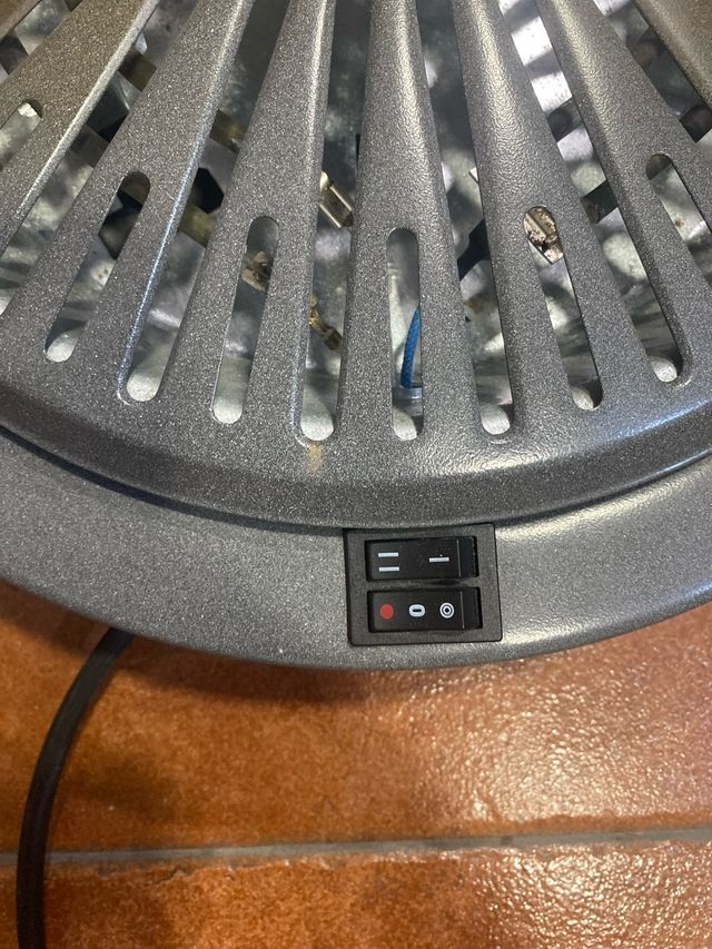 Calefactor de mesa, seminuevo