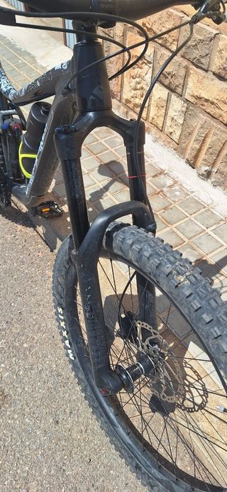Giant Reign 2 2019 - MTB