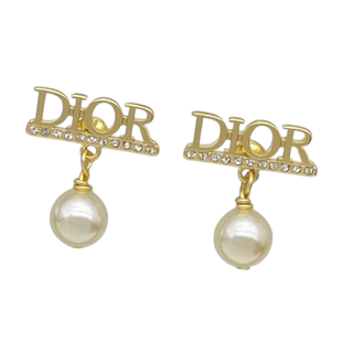 Pendientes Dior Révolution Perla Colgante CD charm