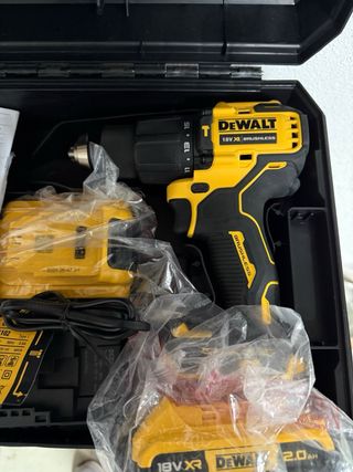 Taladro Dewalt 18V 2Ah (2 baterías)