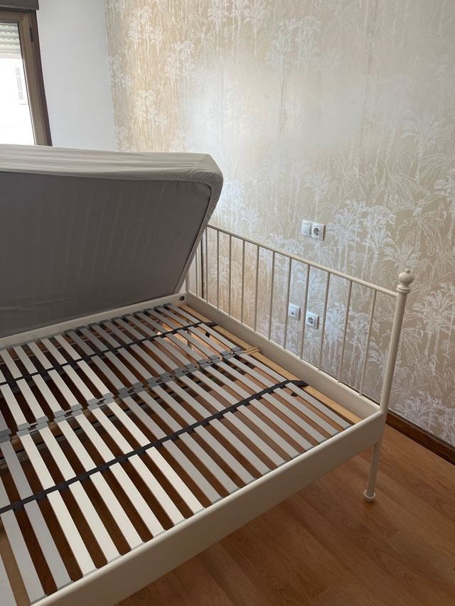 Cama individual metal blanca 1,40m