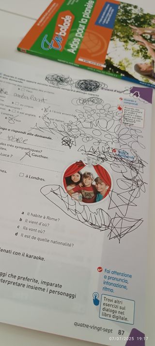 Libro scolastico enbalade en poche