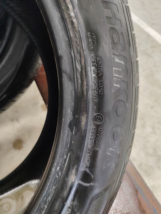 4 Neumáticos 285/45 R21