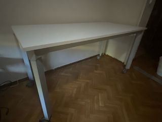 Mesa escritorio blanca oficina