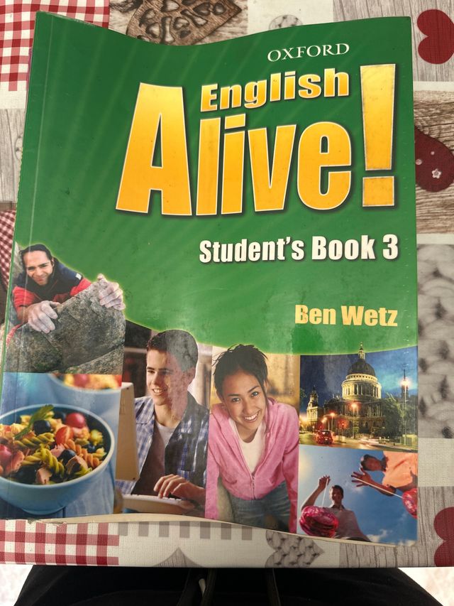 English Alive! 3: Student's Book (Spanish Edition)