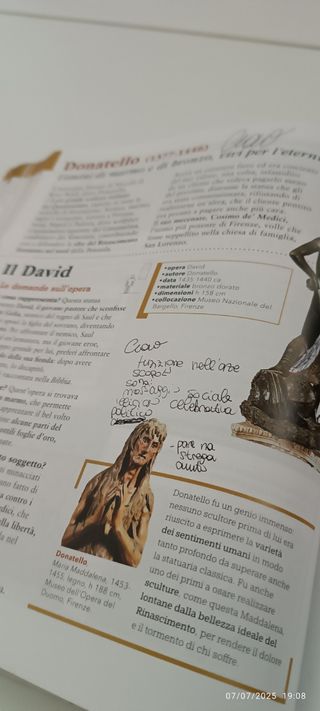 Libro scolastico segreta bellezza