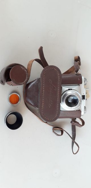 Cámara de fotos antigua de carrete Steiner Tornett