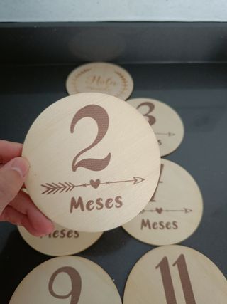 Tarjetas de madera meses bebé