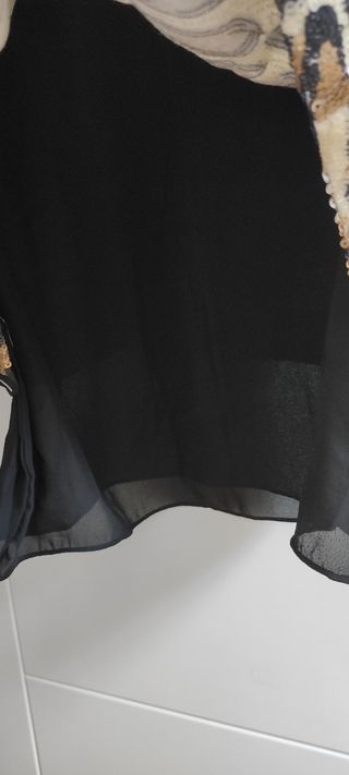 Blusa negra lentejuelas leopardo