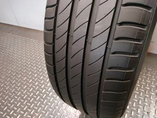 Neumático de ocasión 215/55R17 94V 