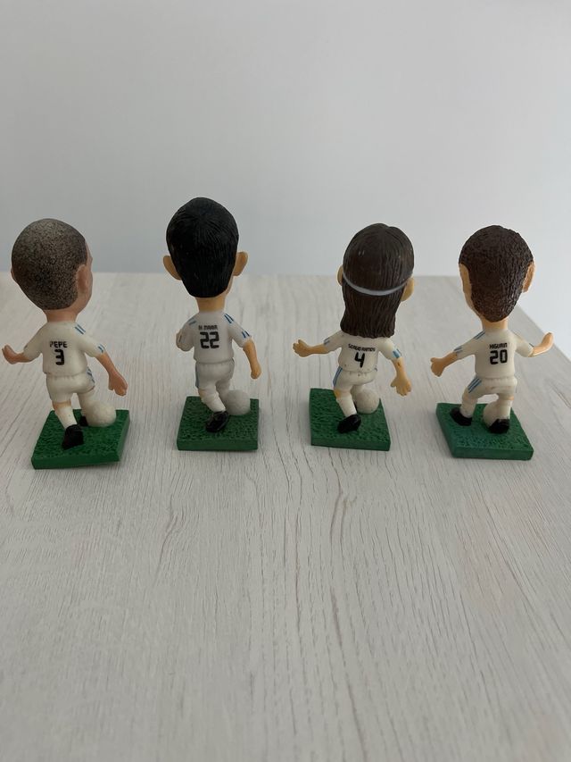 Figuritas Real Madrid: 8 jugadores