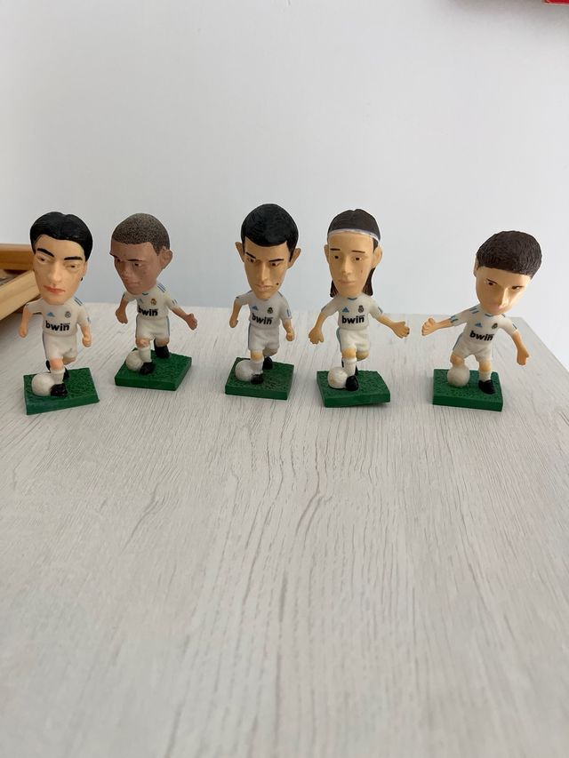 Figuritas Real Madrid: 8 jugadores