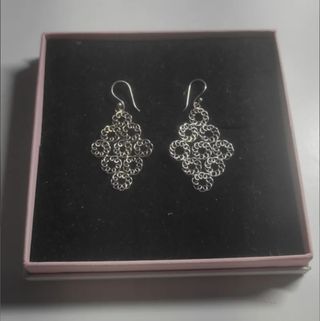 Preciosos pendientes.