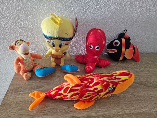 5 Peluche Disney - Winnie the Pooh, Tweety