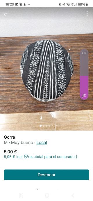 Gorra negra y blanca