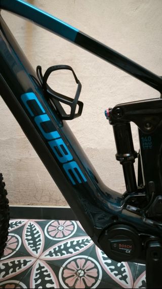 Bicicleta eléctrica Cube Stereo Hybrid