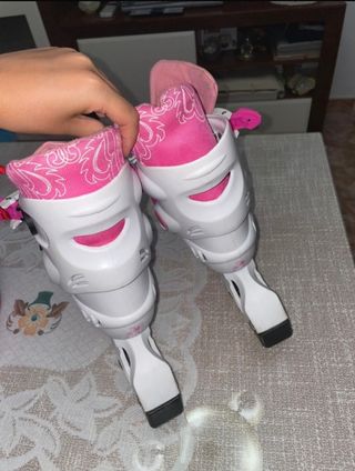 Patines y casco niña rosa