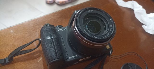 Lumix FZ100 - Cámara digital