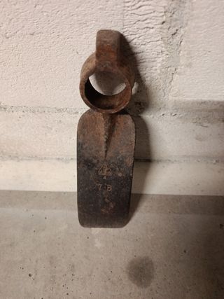 Lote herramientas Bellota: Palas y azadilla.