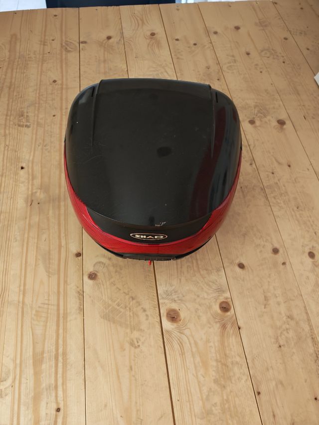 Bauletto SHAD 33 litri moto/scooter con piastra