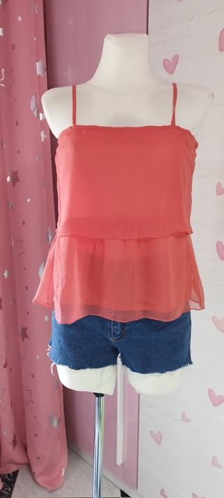 Top y shorts naranja
