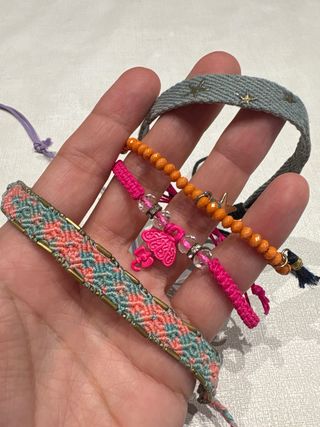 Pulseras multicolor