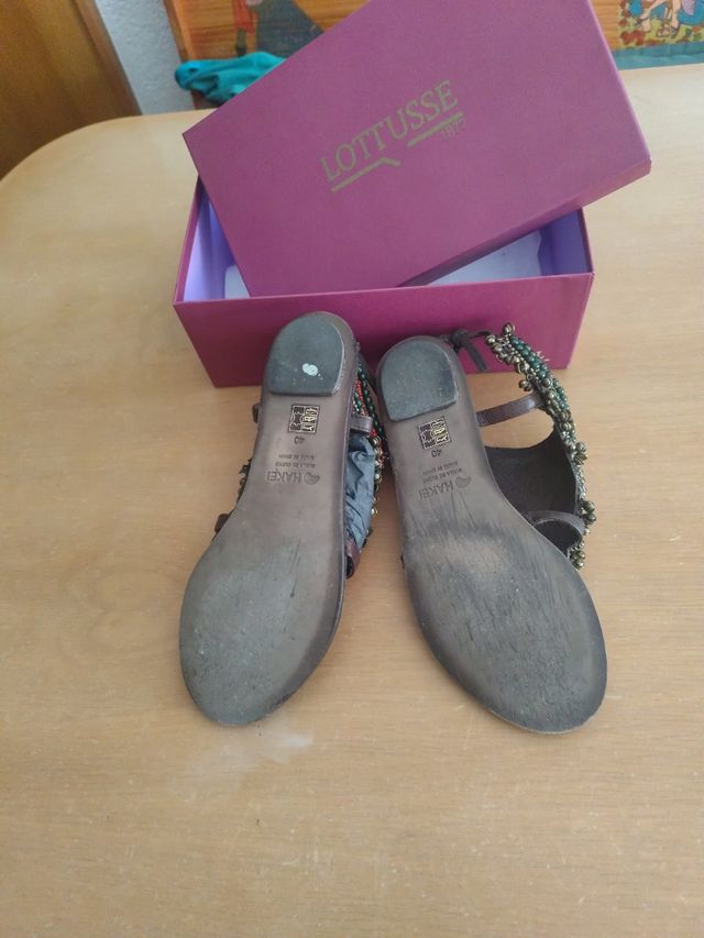 Sandalias LOTUSSE rojas y marrones, talla 40